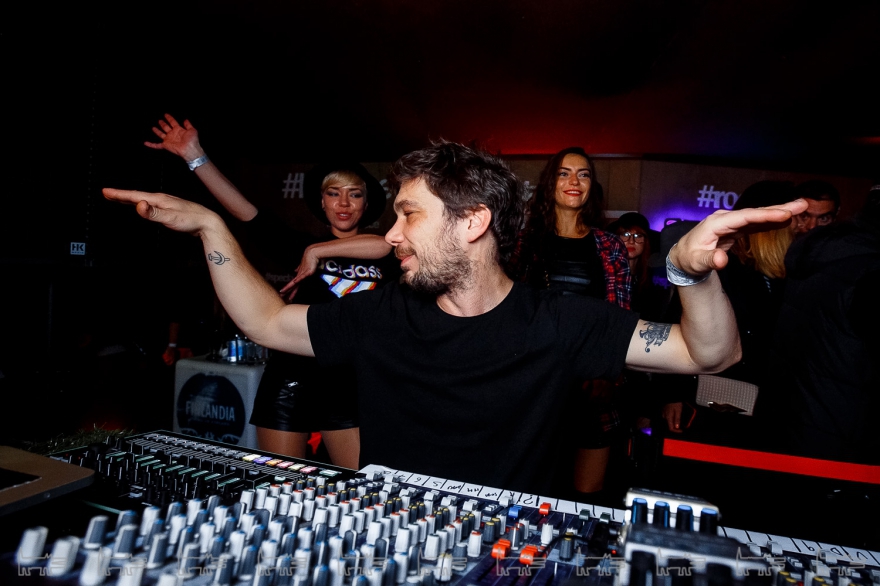 dOP на крыше Hi-Hat