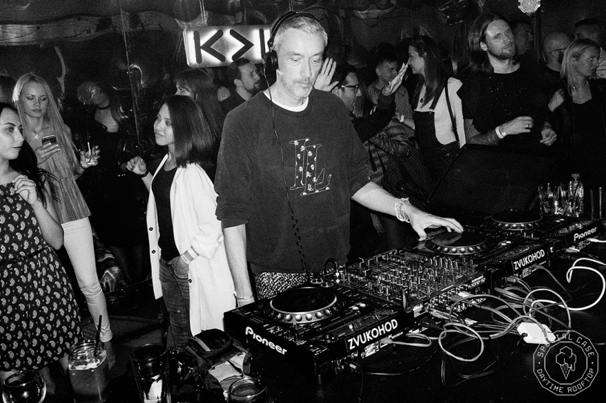 DJ T на крыше Hi-Hat