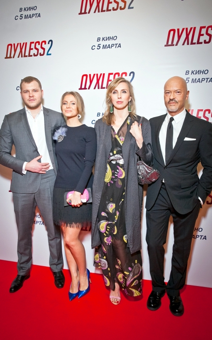 Светлана и Федор Бондарчук с сыном Сергеем и его женой Татой