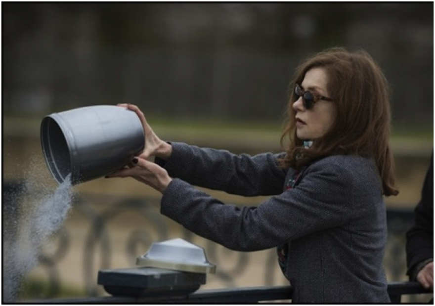 Кадр из фильма «Она»