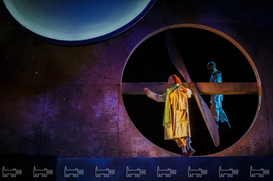 Среда - четверг, 5-6 октября Постановкой «Маленький принц» завершился длю ТЮЗа прошлый, 83-й сезон. Режиссером стал Туфан Имамутдинов, которому