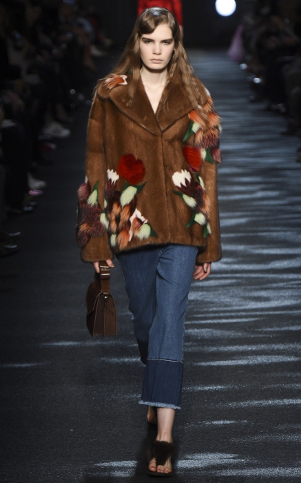 Шуба Blumarine, 1 050 000 руб.