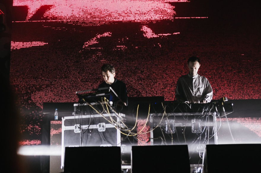 Interchain на главной сцене Present Perfect Festival