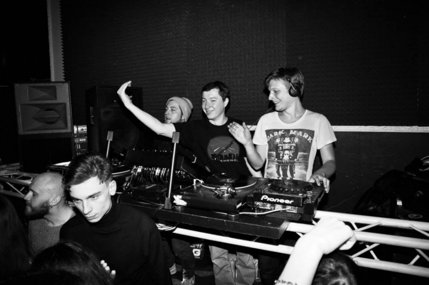 Shutta, Low808, El на вечеринке Roots United в клубе Stackenschneider (2014)