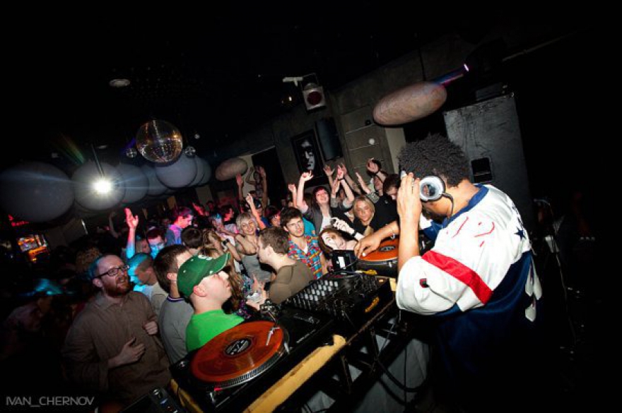 Tyree Cooper на вечеринке Roots United в «Стереобаре» (2011)