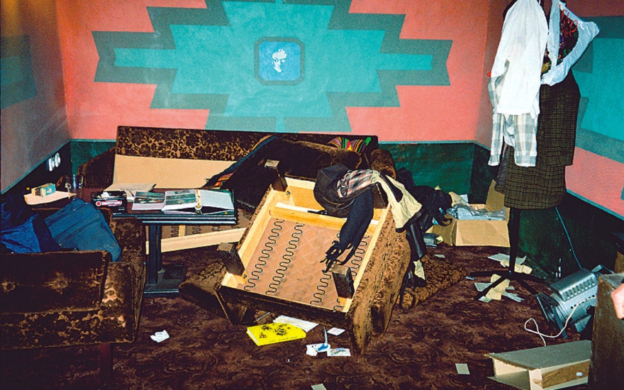 «Грибоедов» после «визита» ОМОНа в 1998 году