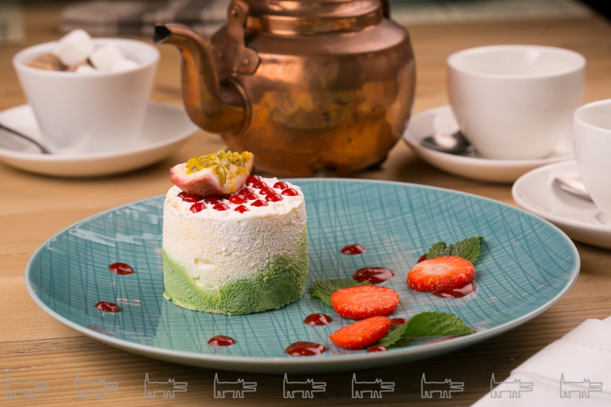 Десерт манго-маракуйя