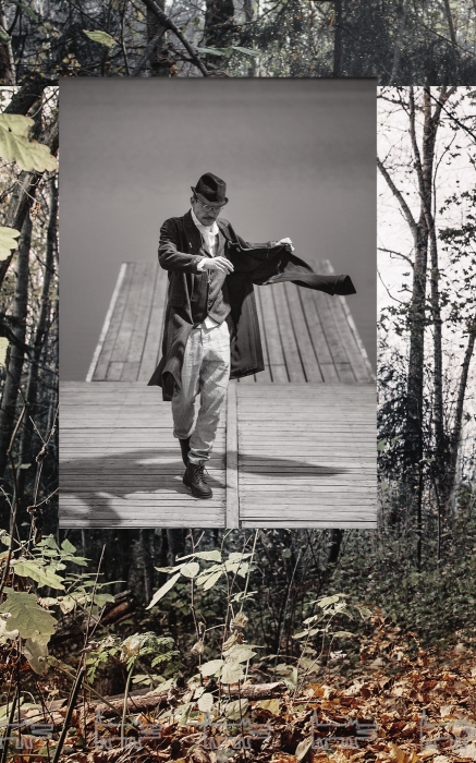 Рубашка и значки Alexander McQueen, пальто, жилет и ботинки Brunello Cucinelli, брюки Barena, шляпа и карабин no name, очки Giorgio Armani, подвеска