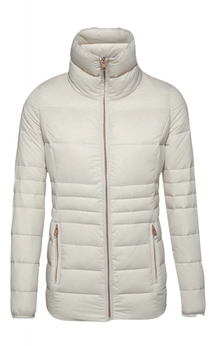 Пуховик Calvin Klein, 22 700 руб. (Calvin Klein)
