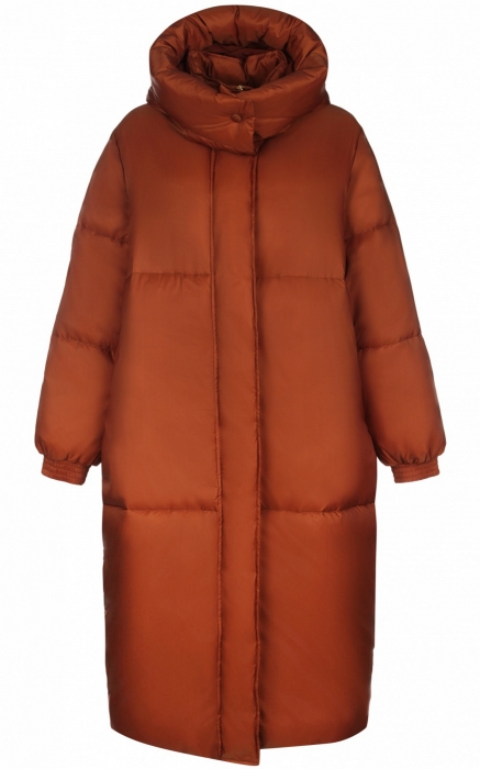 Stella McCartney, 128 700 руб. (nevsky 152 concept store)