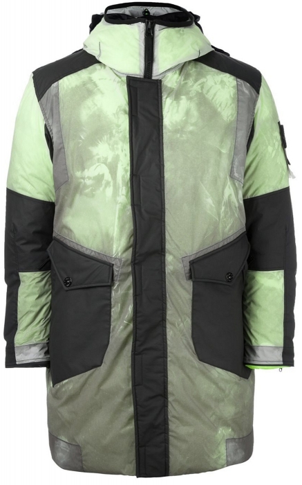 Мужская куртка Stone Island, 116 000 руб. (ДЛТ)