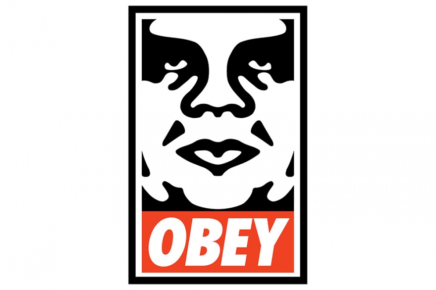 Шепард ФэйриЕго прославили две работы, созданные с перерывом в пару десятков лет: портрет французского борца Андре Руссимоффа с надписью OBEY