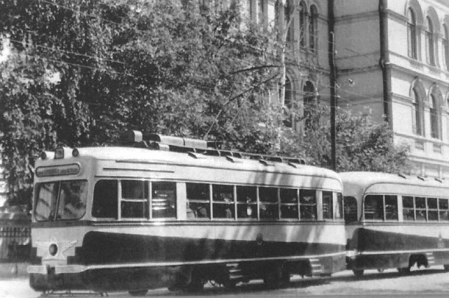 Воскресенье, 20 ноября Краеведы и активисты Илья Евлампиев и Борис Петухов устраивают лекцию об истории казанского трамвая и проекте создания музея