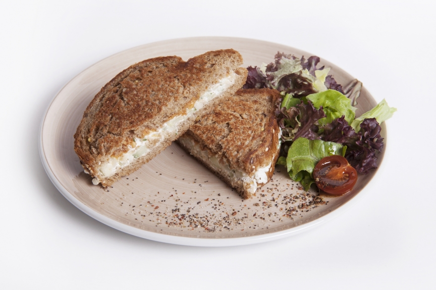 Сендвич с огурцом