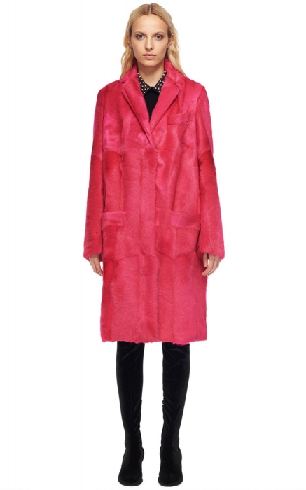 Меховое пальто MSGM, 215 740 руб. (Au Pont Rouge)