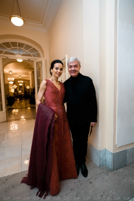 Диана Вишнева в платье Tatyana Parfionova из коллекции «Скрипучий дом» (осень-зима 2013)