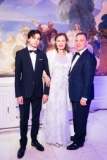 Моника Радикати с сыном Герардо и Дидье Гарсон