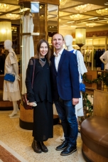 Олег Бирюков, Саша Карпова