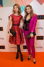 Елена Петрова-Кессарийская, Юлия Роженцева