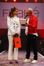 Оксана Кравцова, Денис Попов