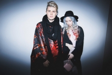 Покрас Лампас, Альберта Ушакова