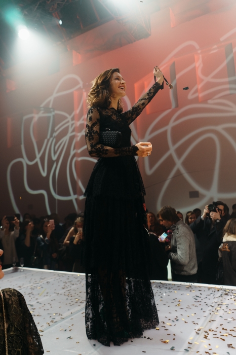 Матильда Шнурова в Elie Saab (ДЛТ)