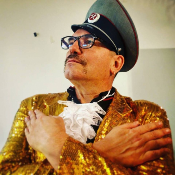 Художник и музыкант Николай Копейкин