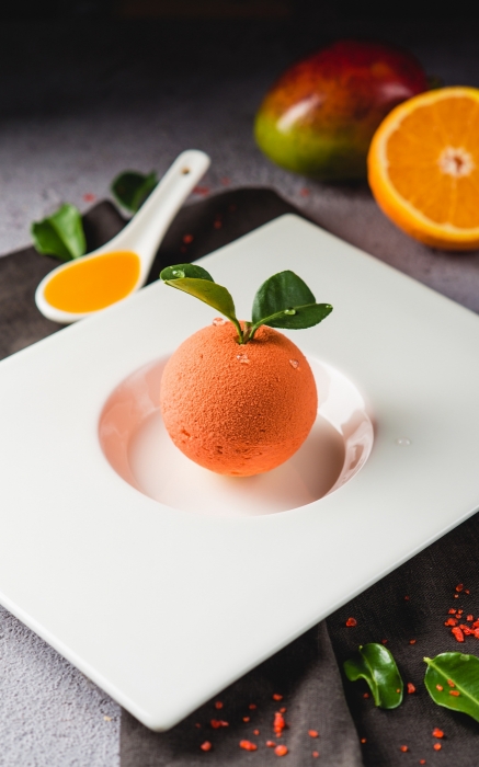 Десерт "Манго и апельсин" в Ginza