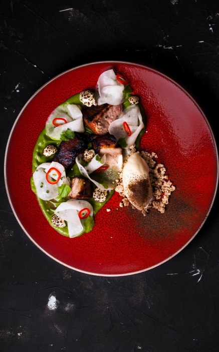 Свинина с кремом из брокколи в Hamlet & Jacks