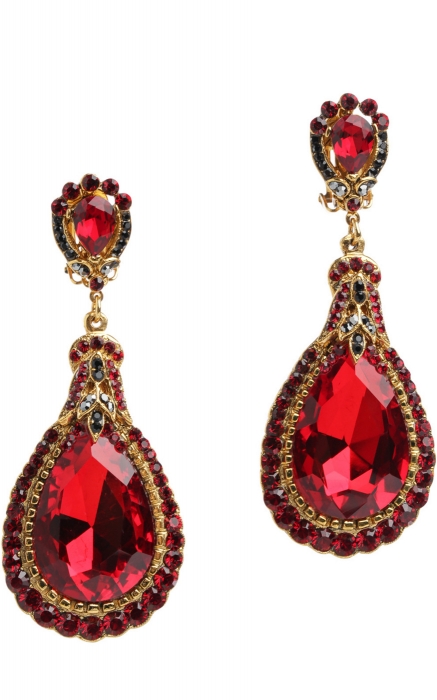 Клипсы Larisa Barrera, 44 000 руб. (aizel.ru)