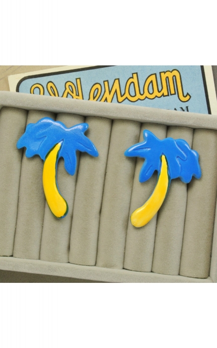 Винтажные серьги-пальмы Twins Pins, 650 руб. («Супершоп»)