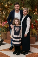 Александр и Ксения Малич с дочерью