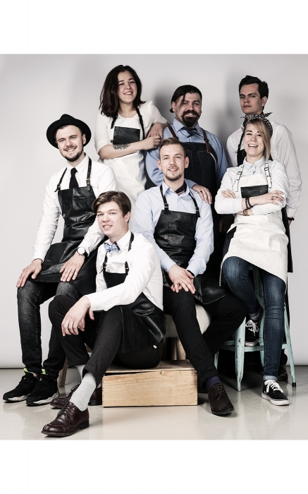 Игорь Зернов, Артем Моисеев, Маргарита Пронина, Никита Емелин, Николай Киселев, София Лапина и Михаил Мельник