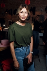 Виктория Муджирия