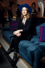 Лена Адамова