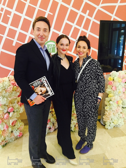 С легкой руки Елены Сотниковой началась история с мастер-классами от профессионалов из сферы диджитал и издательского бизнеса.