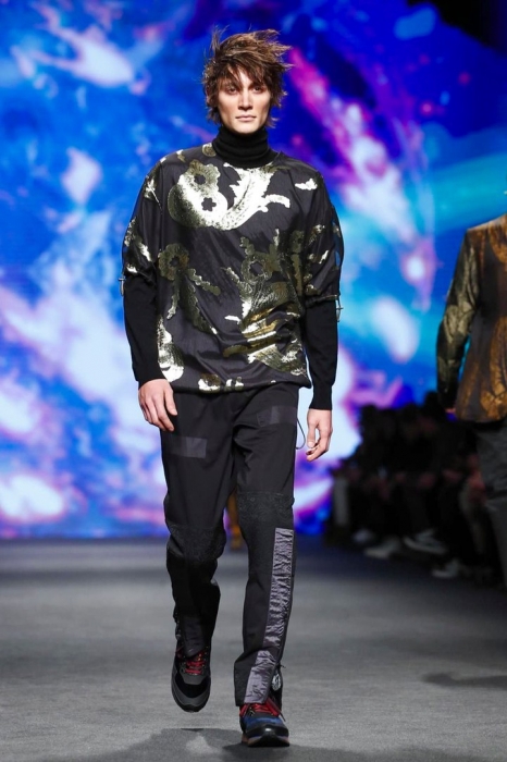 Тимур Семаков закрывает показ Etro