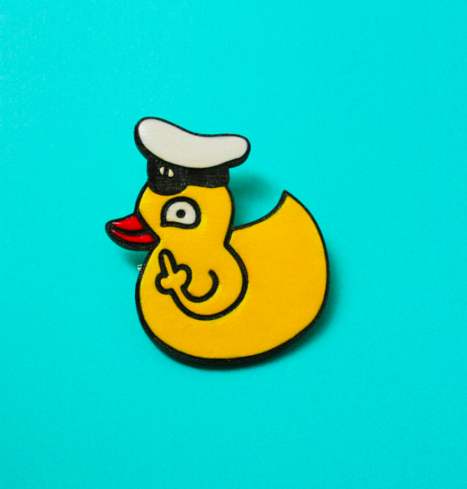 Значок «Утка-Адмирал», 600 руб.