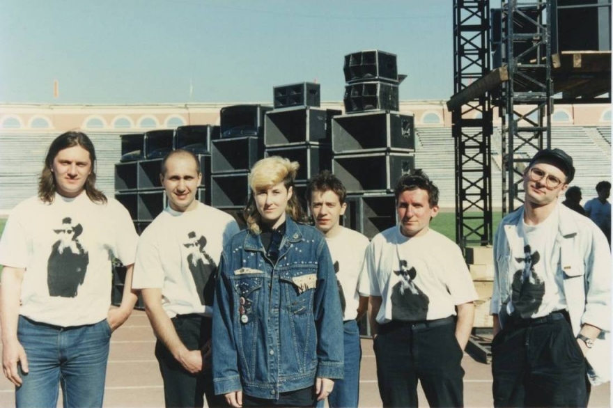 Суббота, 18 февраля Какой была альтернатива советскому мейнстриму? Кто они, музыканты-восьмидесятники «новой волны»? Ответы на эти вопросы дает