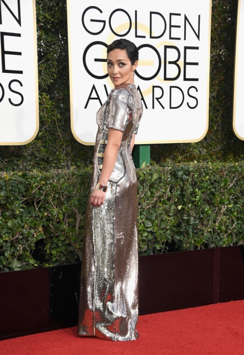 Рут Негга в Louis Vuitton