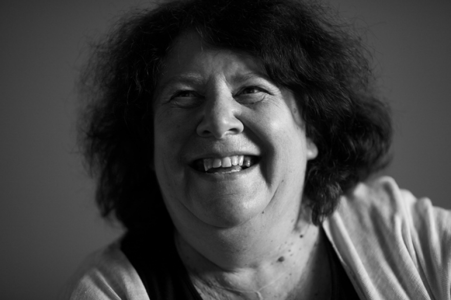 Суббота, 4 марта «Смена» приглашает на очередное событие в рамках цикла «Субъектив доп» — на лекцию Марины Разбежкиной «Реальности не существует». «О