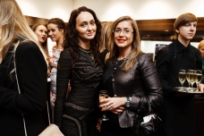 Елена Павлова, Алина Крат