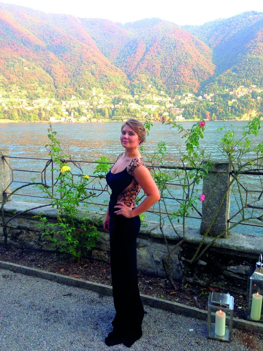 Алсу Фардиева Дочь бывшего министра энергетики, генерального директора «Сетевой компании» Ильшата Фардиева реализует себя в рестораном бизнесе — она