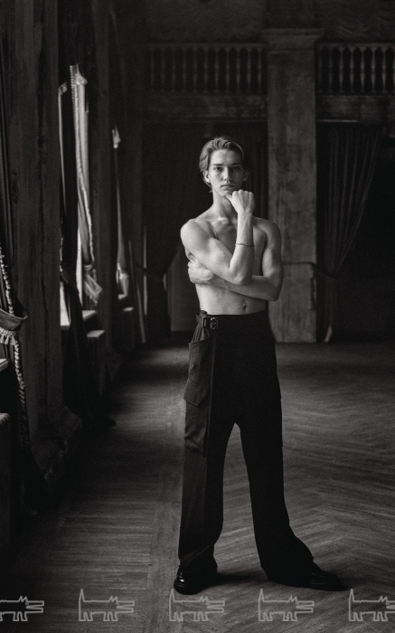 На Джулиане: брюки Rick Owens (ДЛТ)