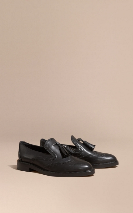 Burberry, 44 000 руб. (ДЛТ)