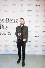 Александр Петров