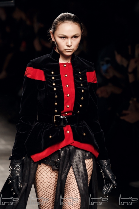 Бренд Dress up Hero