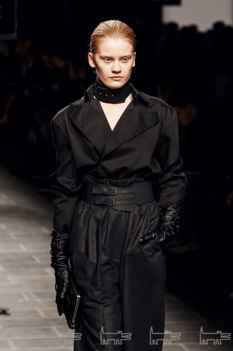 Бренд Dress up Hero