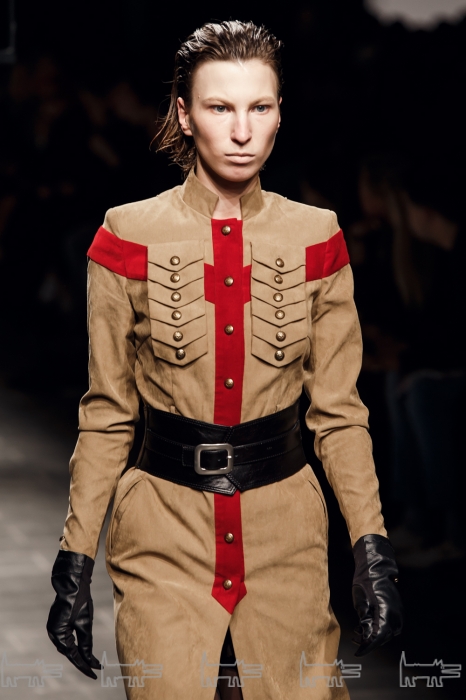 Бренд Dress up Hero