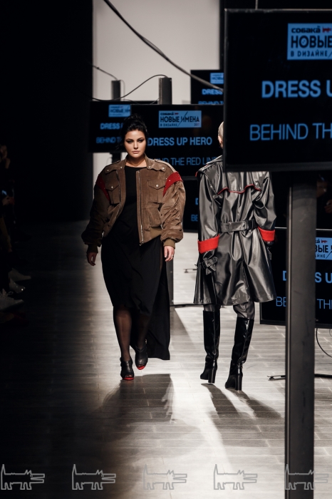 Plus-size модель Юлия Лаврова представляет бренд Dress up Hero